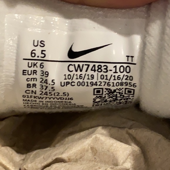 NIKE | AIR MAX 9O BAROQUE - Picture 4 of 12